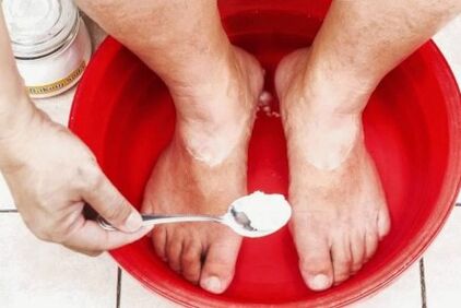 Seene töötlemine jala pöidlal